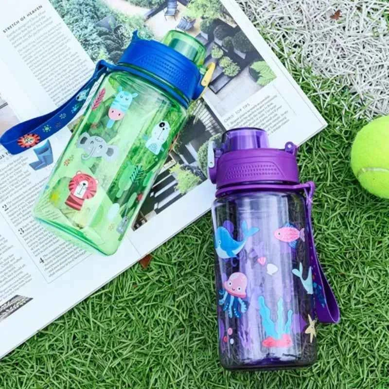 600ML Children's Water Bottle with Straw Student Drinking Bottle Plastic Sports Water Bottle Portable Anti-fall and Leak Proof